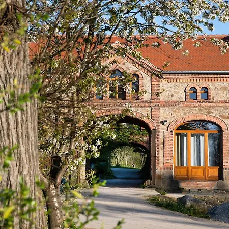 Tinyhousebeidresden 3 Fuer 2 - 7 Personen, Naehe Saechsische Schweiz, Dresden, Mit Badeteich Villa Grossharthau Exterior photo